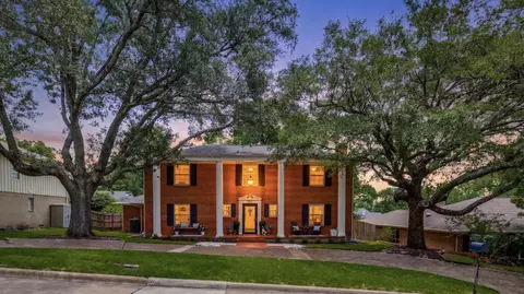 207 Rockbrook Dr, Rockwall, TX 75087