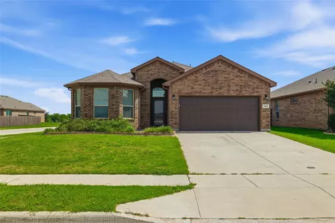 948 Meadow Scape Dr, Burleson, TX 76028