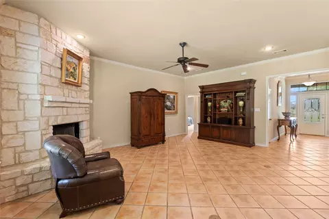 Living - 10226 Aaron Ave, Eustace, TX 75124 photo 1 of 4