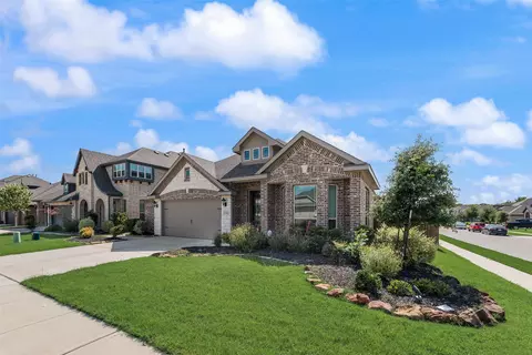 1941 Silverleaf Dr, Glenn Heights, TX 75154