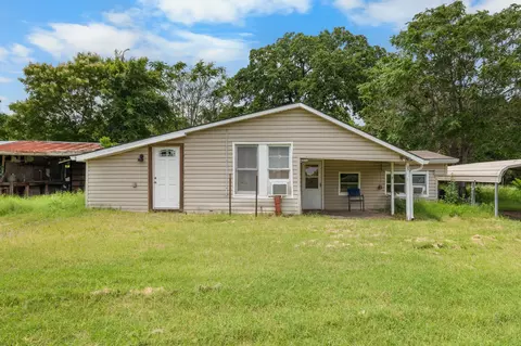 1059 Wildcat Cir, Gholson, TX 76705