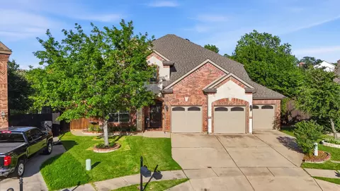 4541 Seventeen Lakes Ct, Roanoke, TX 76262