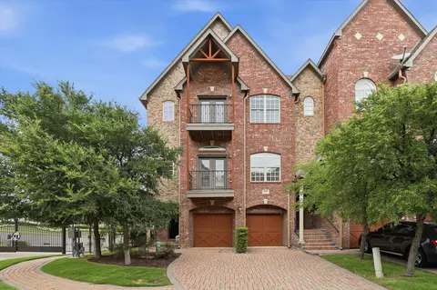 655 Rockingham Dr, Irving, TX 75063
