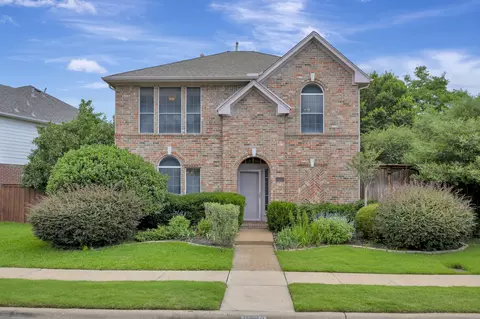 8704 Stonecrest Dr, Irving, TX 75063