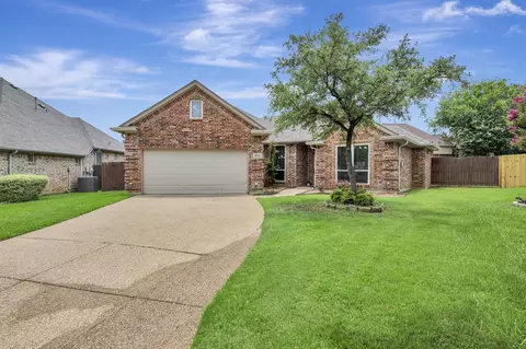 6520 Shelton Home Ct, Arlington, TX 76017