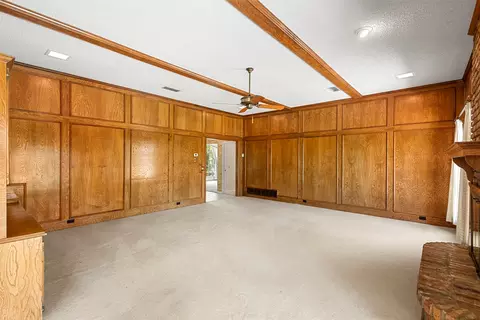 Living - 110 Cedar Dr, Oak Leaf, TX 75154 photo 2 of 3