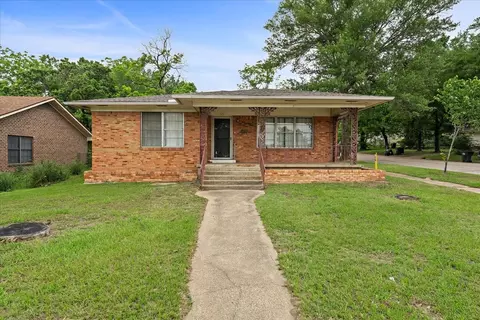 721 Main St, Teague, TX 75860