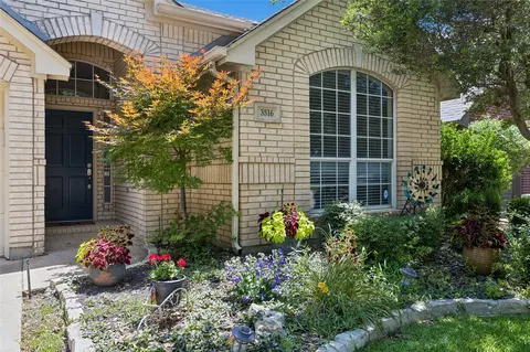 3516 Stone Creek Ct, Fort Worth, TX 76137