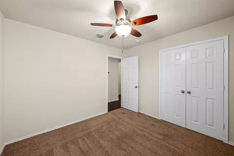 Bedroom - 2820 Samson Dr, Lorena, TX 76655 photo 6 of 8