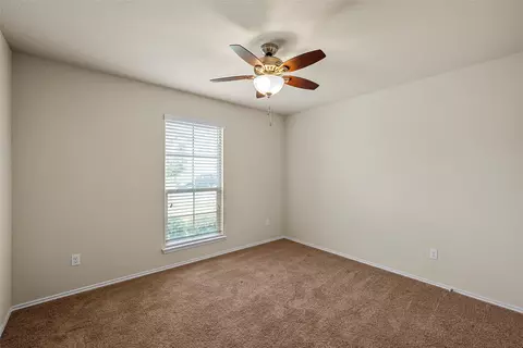 Bedroom - 2820 Samson Dr, Lorena, TX 76655 photo 7 of 8