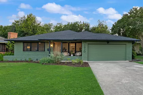 1650 Macmanus Dr, Dallas, TX 75228