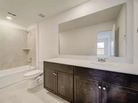 Bath - 357 Sun Bluff Rd, Haslet, TX 76052 photo 1 of 5
