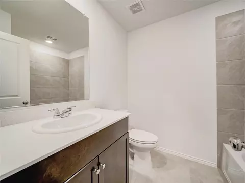 Bath - 357 Sun Bluff Rd, Haslet, TX 76052 photo 2 of 5