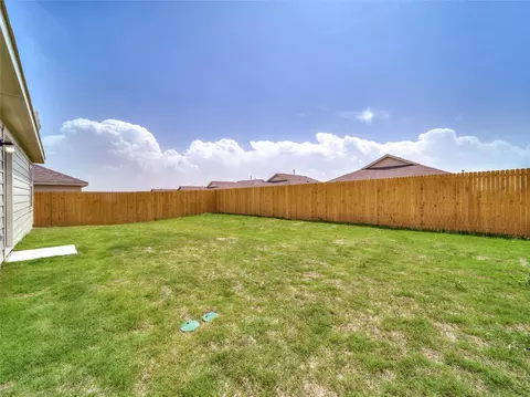 Exterior - 357 Sun Bluff Rd, Haslet, TX 76052 photo 8 of 11