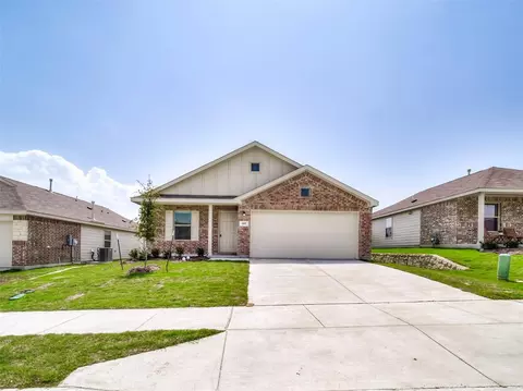 Exterior - 357 Sun Bluff Rd, Haslet, TX 76052 photo 4 of 11
