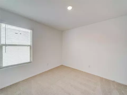 Bedroom - 357 Sun Bluff Rd, Haslet, TX 76052 photo 1 of 7