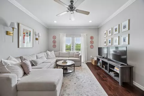 3102 Kings Rd #1211, Dallas, TX 75219