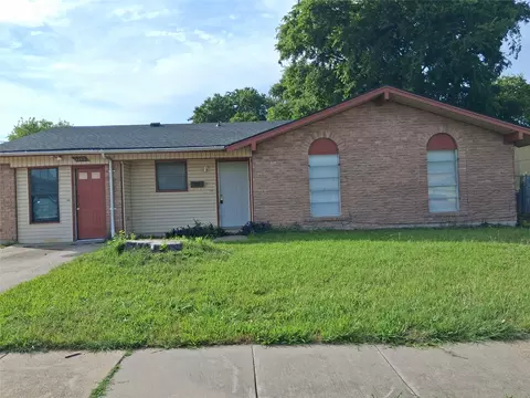 3205 Pacesetter Dr, Dallas, TX 75241