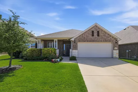8120 Horseman Rd, Fort Worth, TX 76131