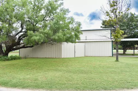 Other - 101 S Loop Dr, Brady, TX 76825 photo 2 of 7