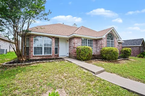 9901 Queens Rd, Frisco, TX 75035