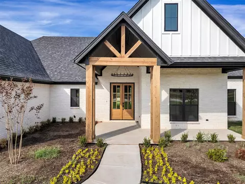 5006 Stover Way, Decordova, TX 76049
