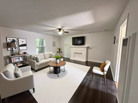 400 N Jefferson St, Kaufman, TX 75142