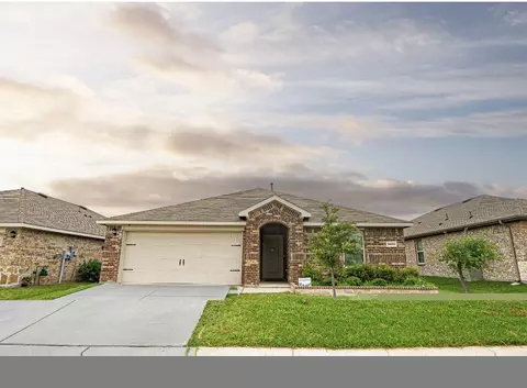 2928 Shoemaker Dr, Royse City, TX 75189
