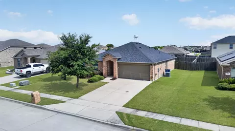 416 Azalea Dr, Nevada, TX 75173