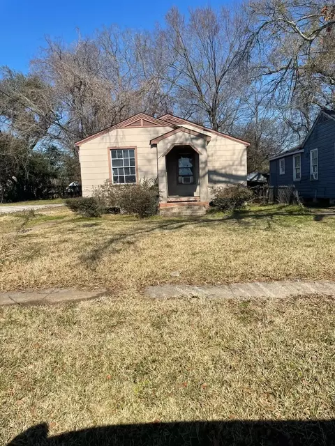 2718 Dupont St, Shreveport, LA 71109