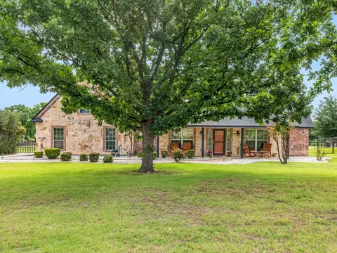 126 Paddock Rdg, Waxahachie, TX 75167