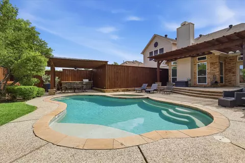 3207 Willow Ridge Trl, Carrollton, TX 75007