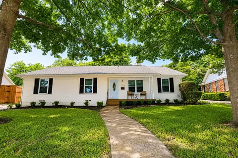 210 Murray Ln, Richardson, TX 75080