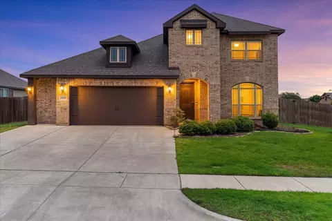 2000 Maplewood Dr, Glenn Heights, TX 75154