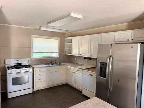 3536 Pine Ave, Waco, TX 76708 photo 2
