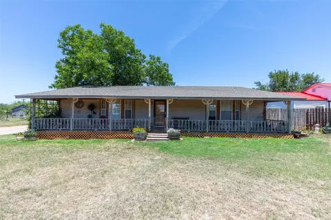 1132 Westover Dr, Anson, TX 79501