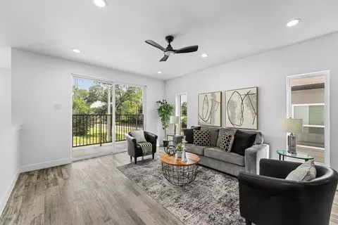 3142 Harmon St, Dallas, TX 75215