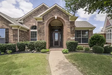 3006 Redcliff Ln, Garland, TX 75043