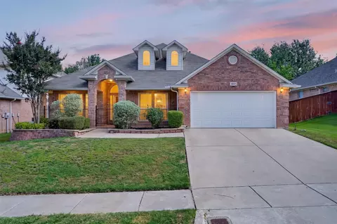 4821 Diamond Trace Trl, Fort Worth, TX 76244