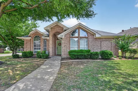 1428 Bregenz Ln, Lewisville, TX 75067