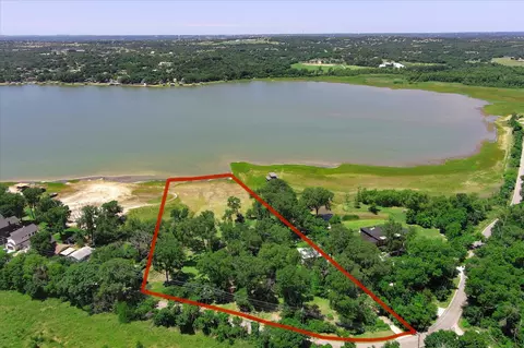 2435 E Lake Dr, Weatherford, TX 76087