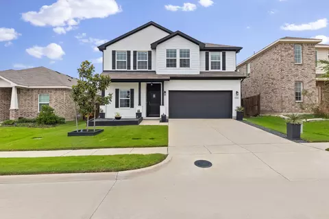 2106 Callahan Dr, Forney, TX 75126