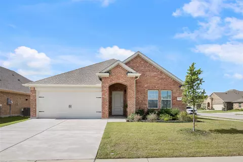 740 Soar Sky Way, Lavon, TX 75166
