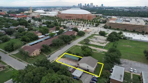 3641 Bryce Ave, Fort Worth, TX 76107