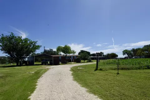 30495 State Highway 6, Hico, TX 76457