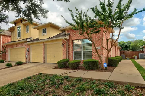 10323 Summit Run Dr, Frisco, TX 75035