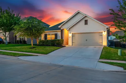 5217 Ranchero Trl, Fort Worth, TX 76126