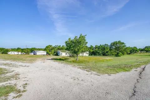 127 Lelon Ln, Springtown, TX 76082