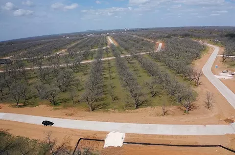 2013 Skylane Dr #DR., Granbury, TX 76049
