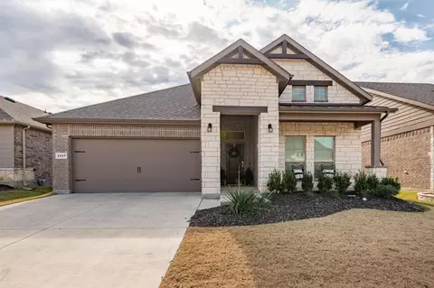 2437 Rooster Ln, Northlake, TX 76247